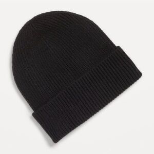 Classic Black Knit Beanie and grey gloves set